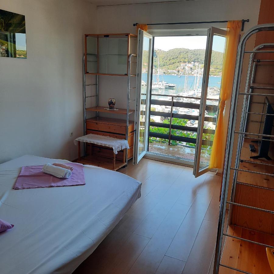Apartments Bojana Rab Супетарска Драга Екстериор снимка