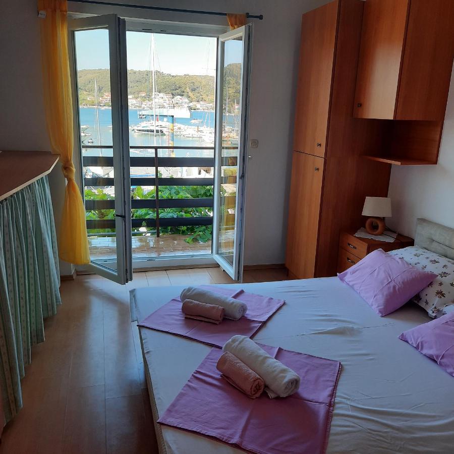 Apartments Bojana Rab Супетарска Драга Екстериор снимка